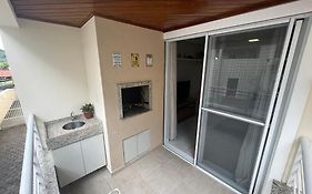 Lindo apartamento Ingleses Santinho